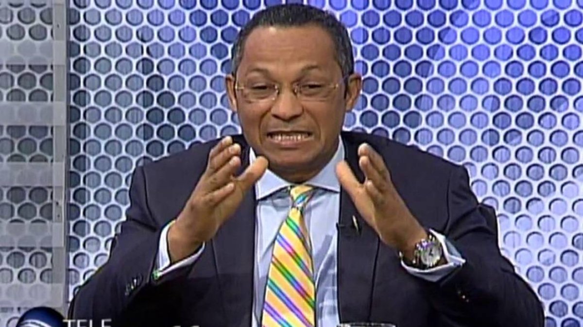 Dionis Sánchez, senador por Pedernales.