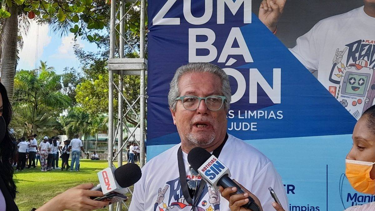 El vicepresidente de comunicaciones de Laboratorios LAM, Rodrigo Muñoz.