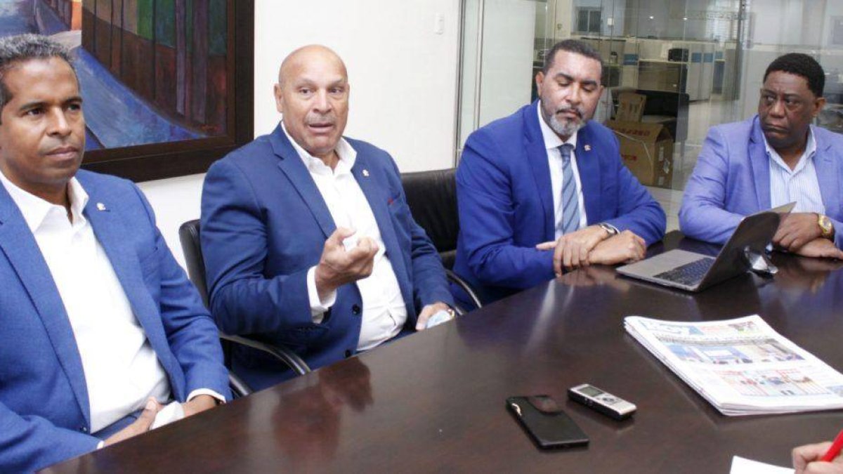 Eduard Del Villar,  Eliseo Cristopher,  Frank Guerrero  y Wilson Evaristo Guerrero, Duany Nuñez