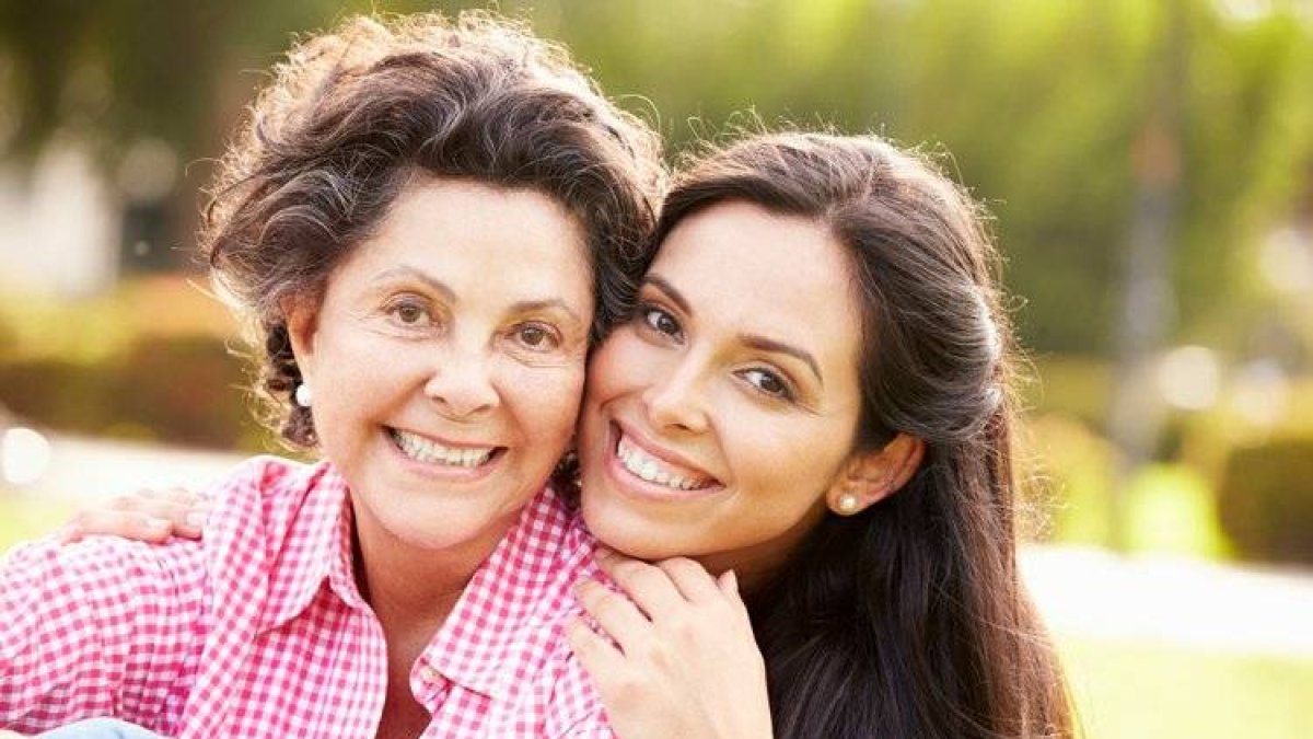 Gobierno pide a colombianos celebrar sin violencia el Día de la Madre