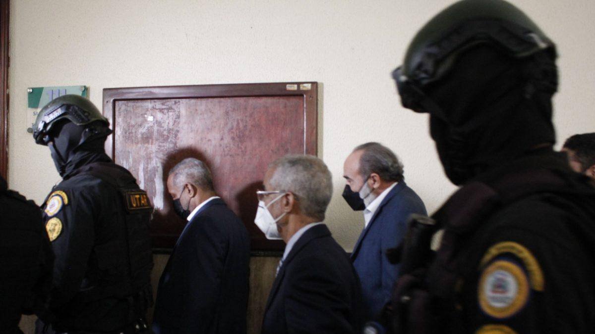 Hoy el caso pulpo continúa los acusado y abogaos defensores exigiendo su derecho.