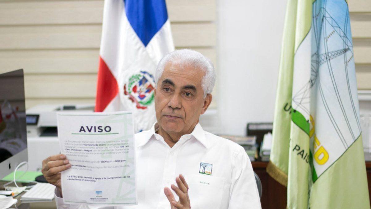 El administrador general de la ETED, Ing. Martín Robles Morillo