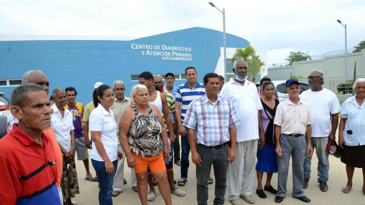 Los residentes en Los Guandules de Hato del Yaque piden que el hospital brinde un mejor servicio