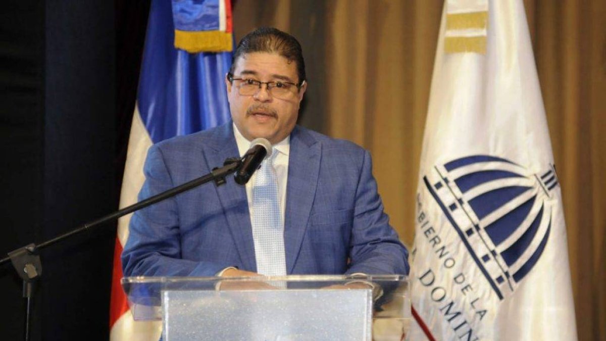 Francisco Camacho, ministro de Deportes.