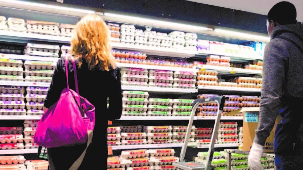 El-sentido-común-dictaba-que-los-supermercados-podían-resistir-la-arremetida-del-comercio-electrónico