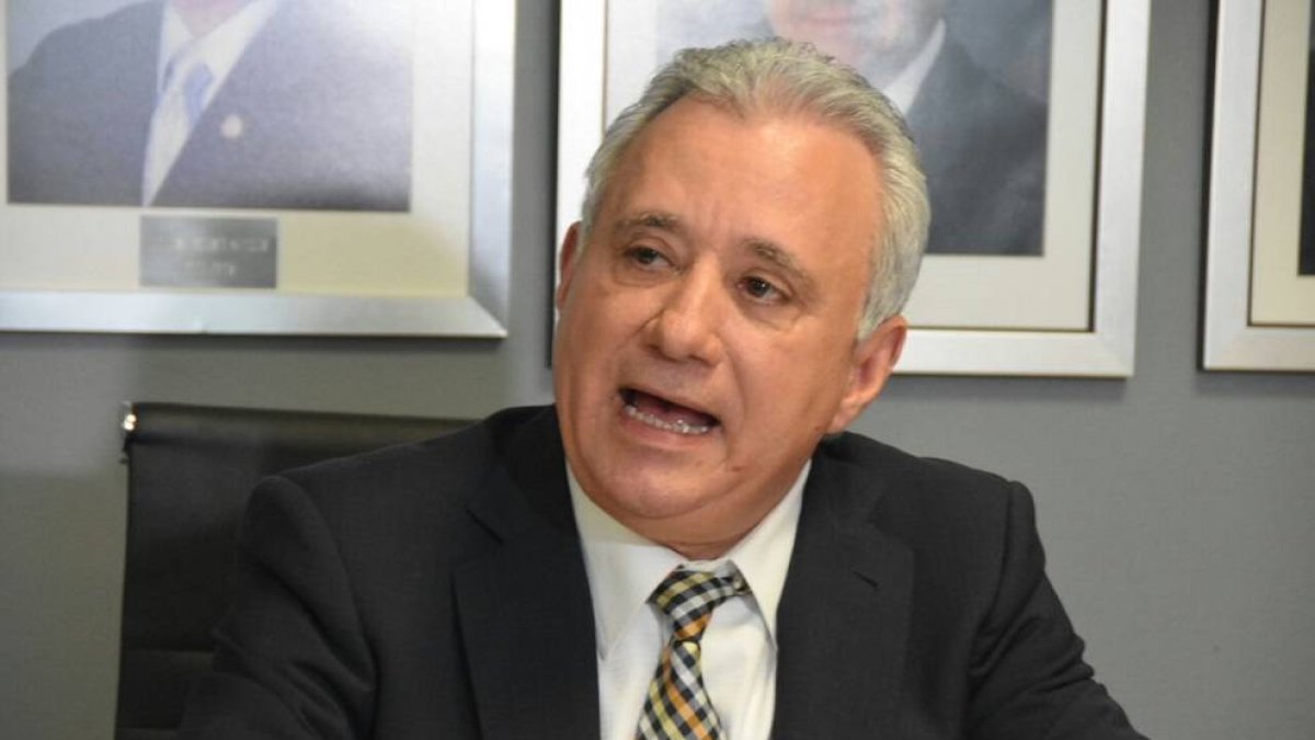 Al parecer los jueces que componen la Junta Central Electoral, uno de los órganos institucionales más importantes del país, nunca fueron sometidos a pruebas antidrogas en su fase de selección.