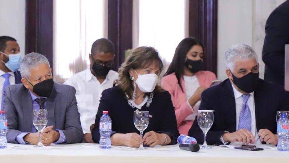 MVM y PRD: “Los trabajadores son la bujía del desarrollo de los pueblos”