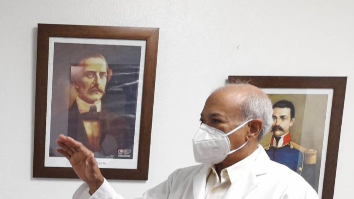Director del Hospital Salvador B. Gautier.