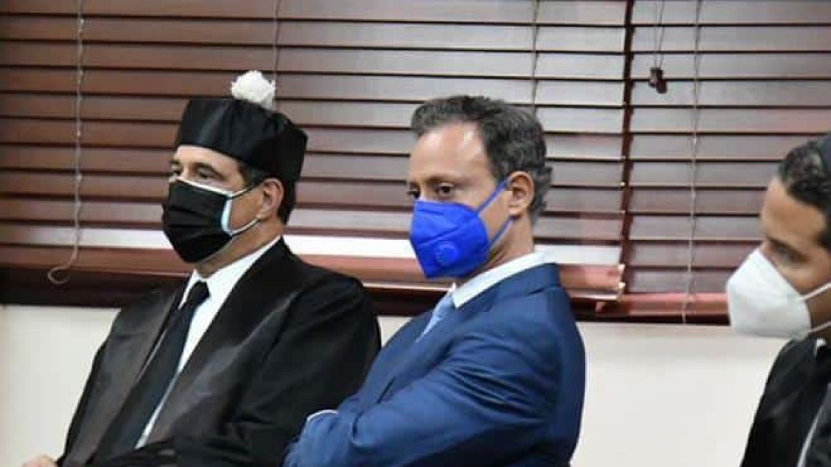 Con dos horas de retraso inicia juicio preliminar Caso Medusa