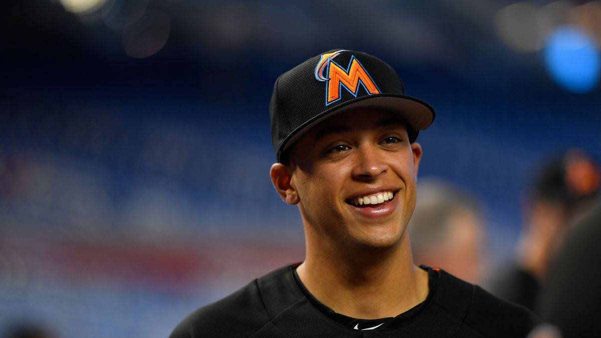 Joe Dunand llega a Licey en cambio por Pedro Severino