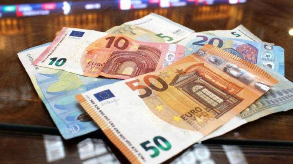 Euros (Fuente externa)