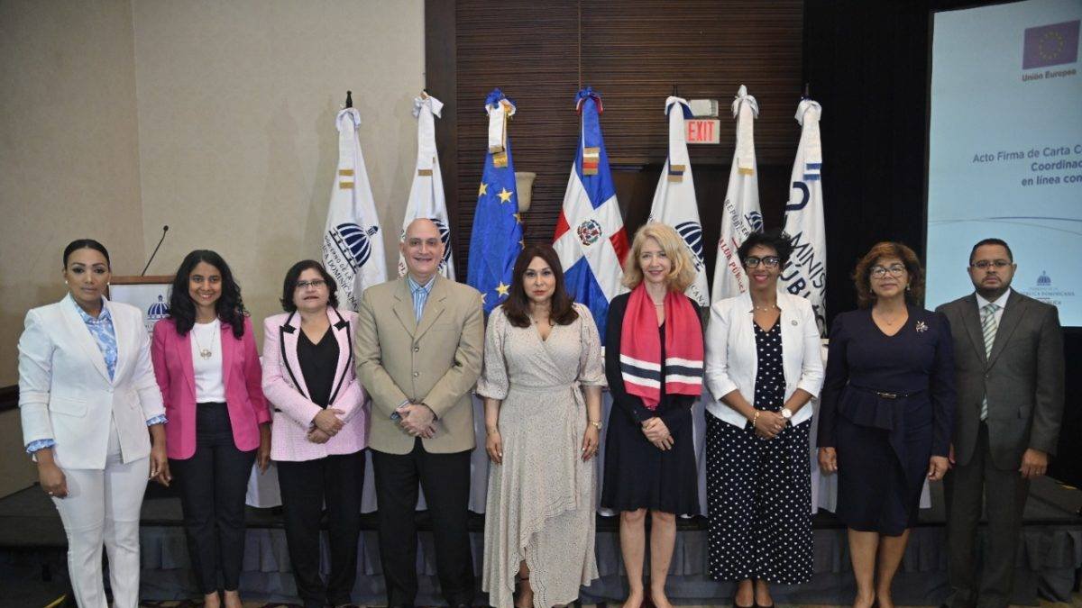 Firman convenio contra la violencia de género