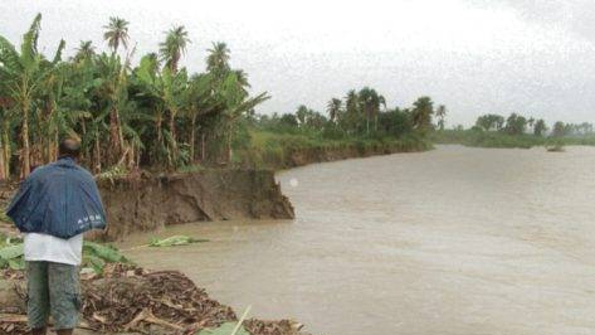 Depresión tropical provoca alertas en DN y 27 provincias