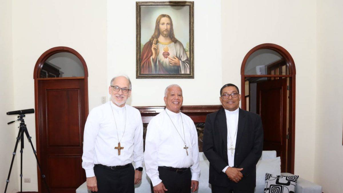 Obispos de la Diócesis de Baní, San Juan y Barahona.