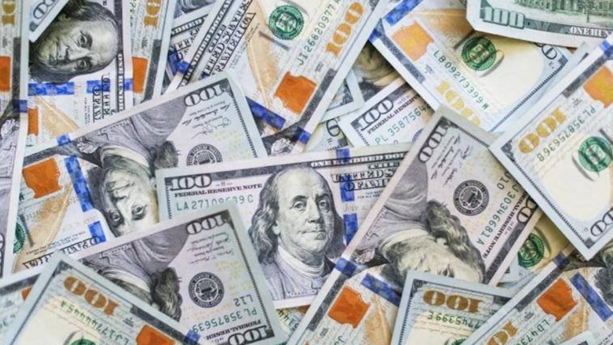 Tasa de cambio del dólar y euro en los bancos de RD para este fin de semana