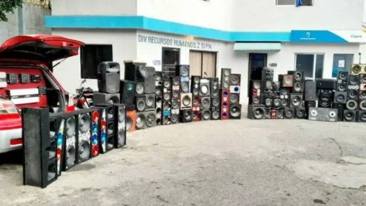 Bocinas incautadas por la Policía Nacional (foto archivo).