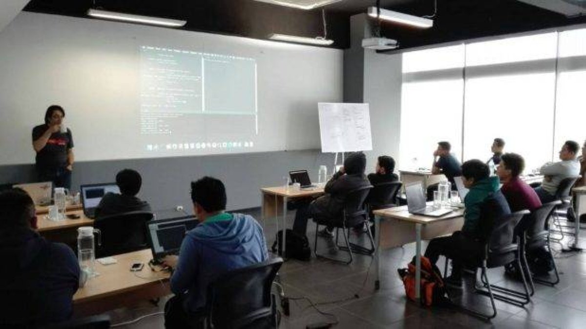 WhatsApp-Image-2022-11-14-at-3.58.05-PM-1