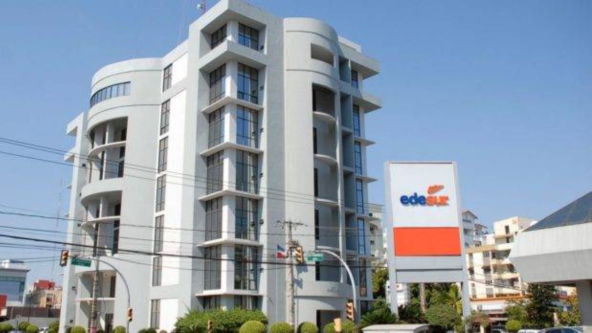 Fachada Edesur. Archivo.