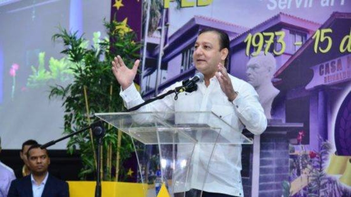 Abel Martínez le responde a Hipólito Mejía sobre posible alianza PLD-PRM