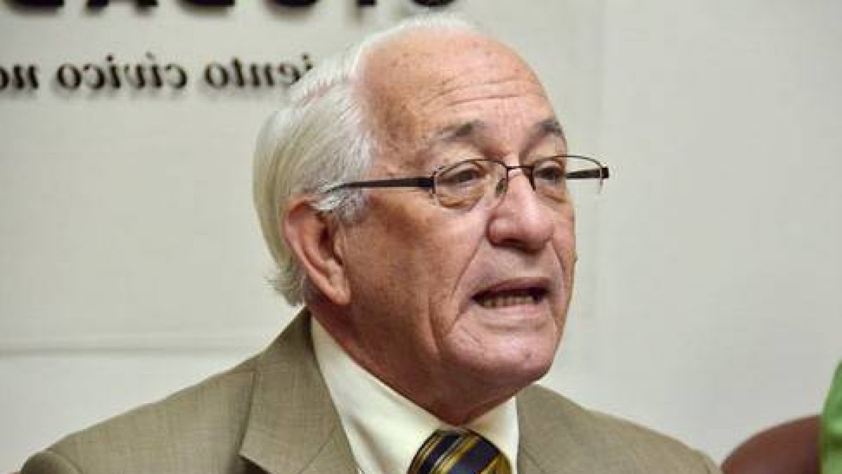 Luis Scheker Ortiz