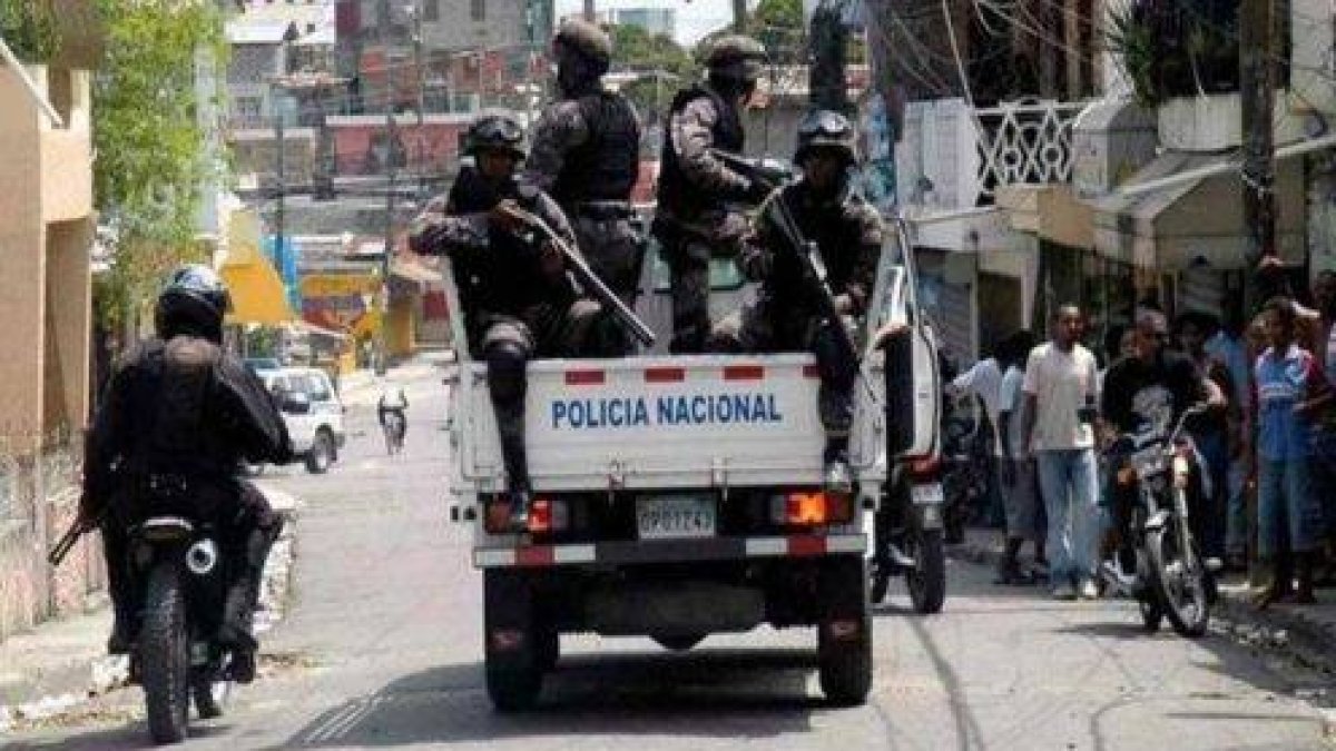 El lunes en algunos puntos del país se observó una inusual presencia militar