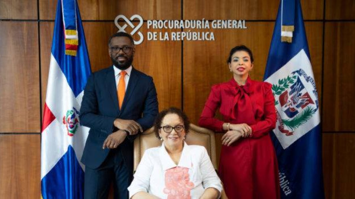 Miriam Germán Brito junto a Yeni Berenice y Wilson Camacho (foto archivo - externa).