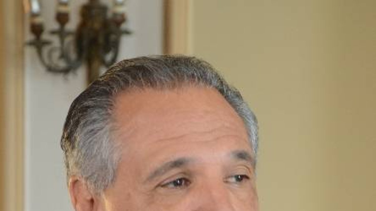 3D_Economía_17_3,p01