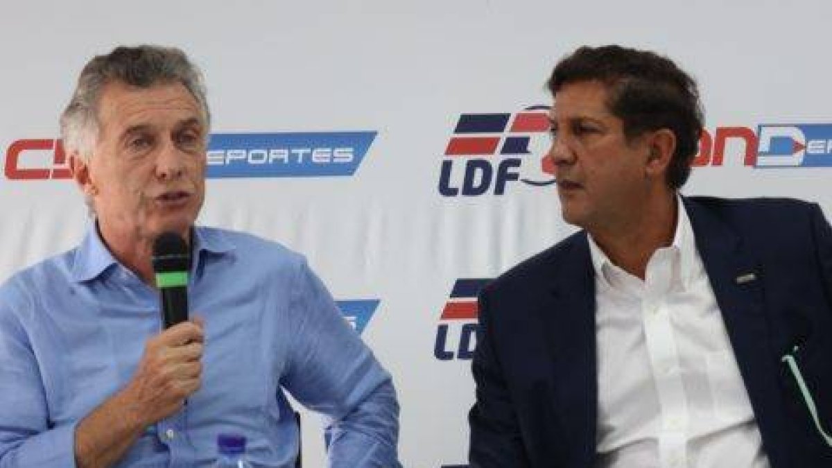 Mauricio Macri se dirige a los presentes.