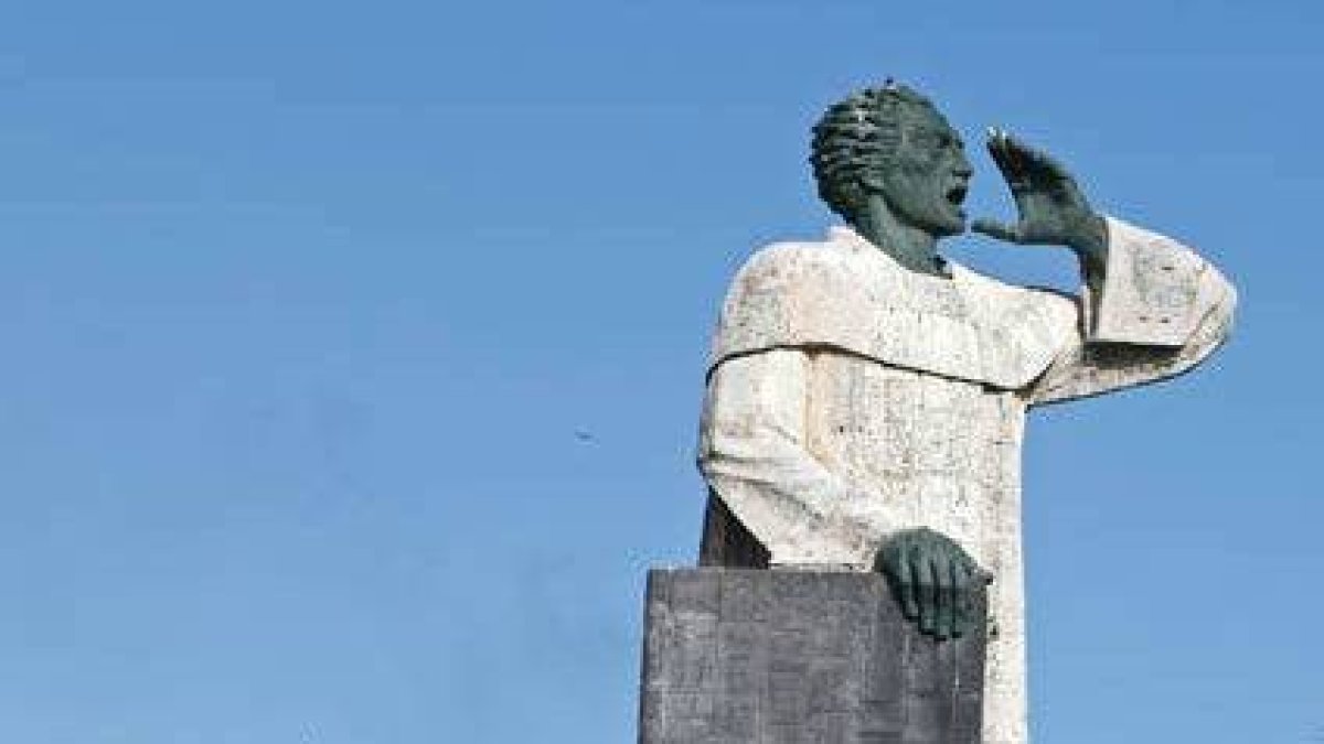 Monumento Fray Antonio de Montesinos