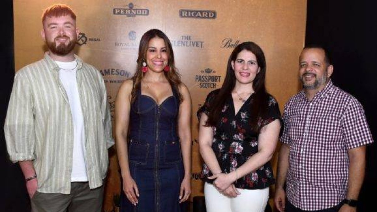 Dominic Boon, Francesca Ortiz, Dashiel Durán y William Evertz.