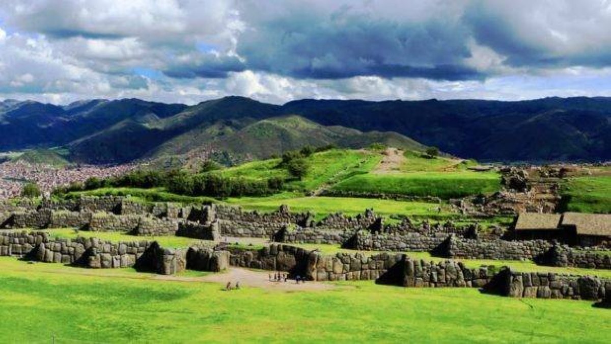 sacsayhuaman-1