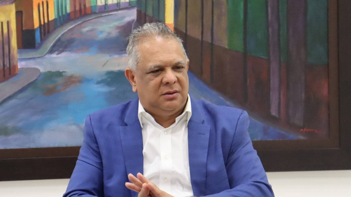 Félix Grullón, administrador del INAVI.