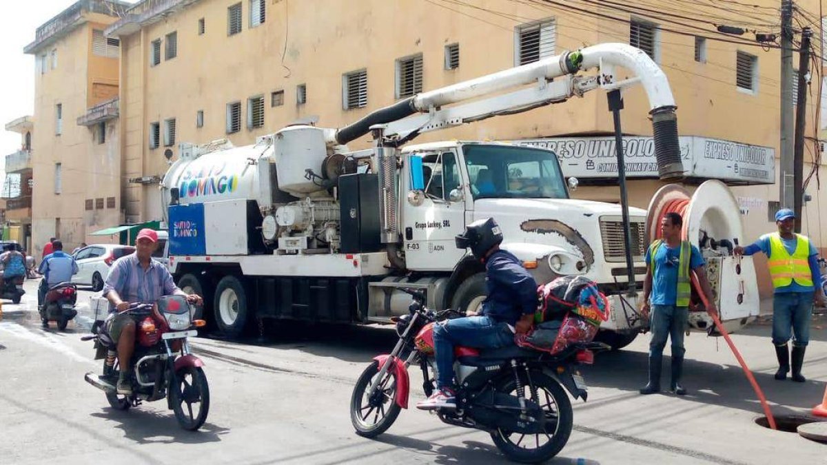 República Dominicana se prepara ante el inminente paso de la tormenta tropical Franklin