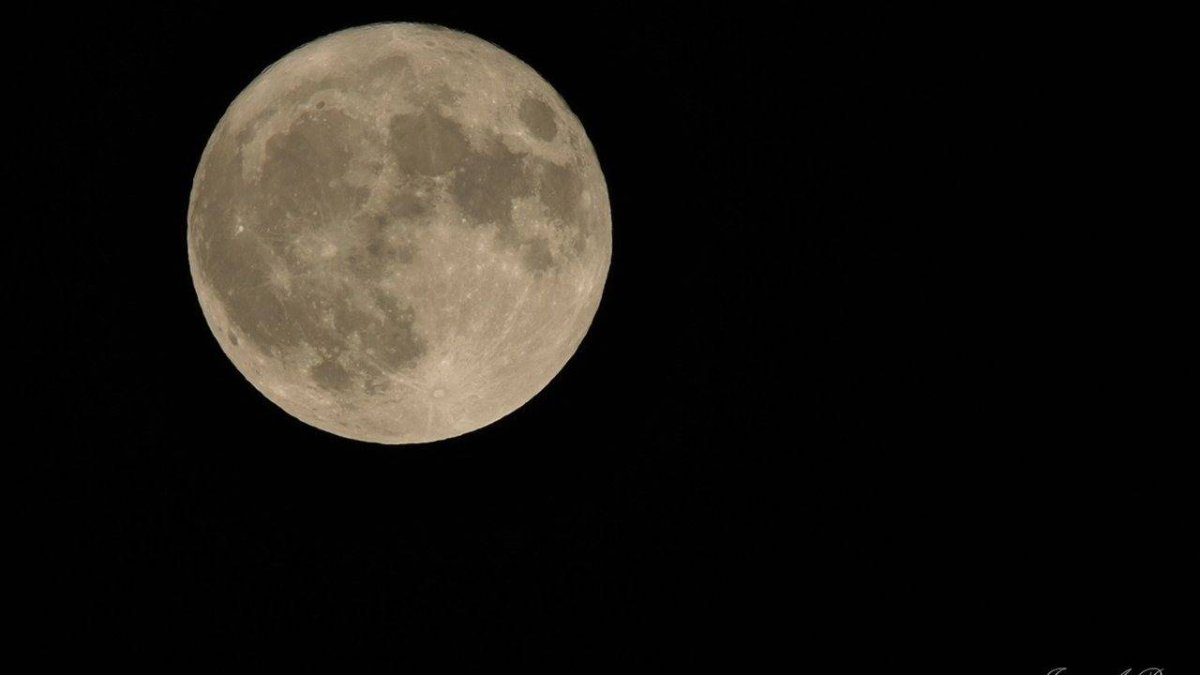 Superluna el día de ayer (Fuente externa)