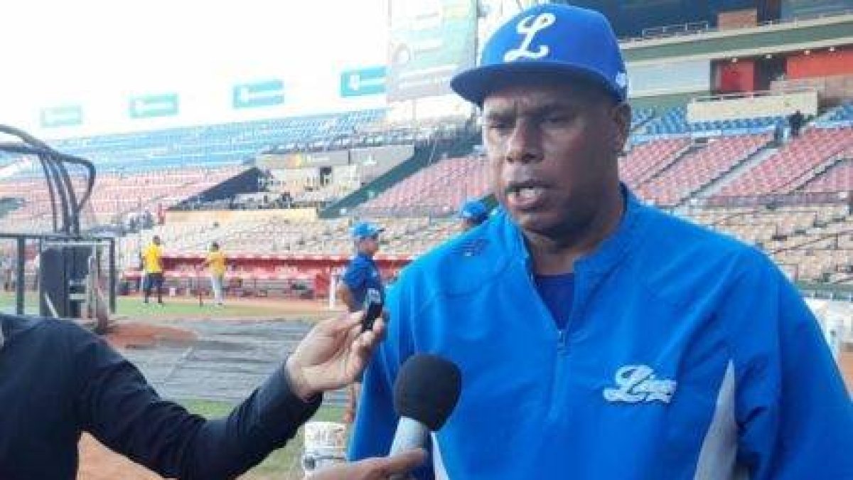 José Offerman, dirigente del Licey (Foto: Joel Suero).