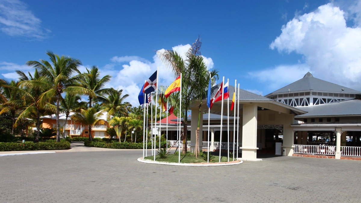 Las instalaciones del hotel Grand Bahía Príncipe Río San Juan, será el lugar para formar los nuevos agentes policiales. FOTO Fuente externa