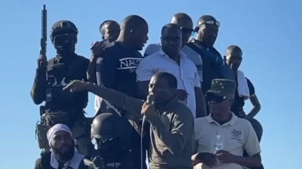 Exlíder rebelde Guy Philippe respalda construcción de canal en río Masacre