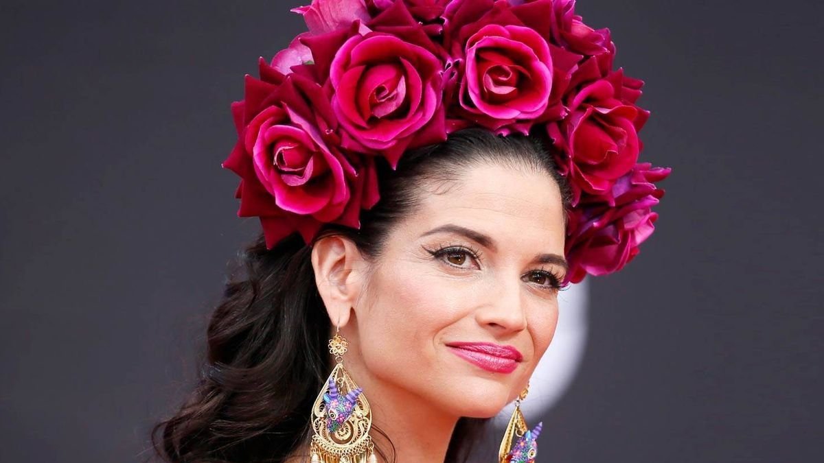 HOY en el espectáculo | Kylie Jenner da de que hablar tras aparición en la Semana de la Moda, Natalia Jiménez se presentará en premios Soberano