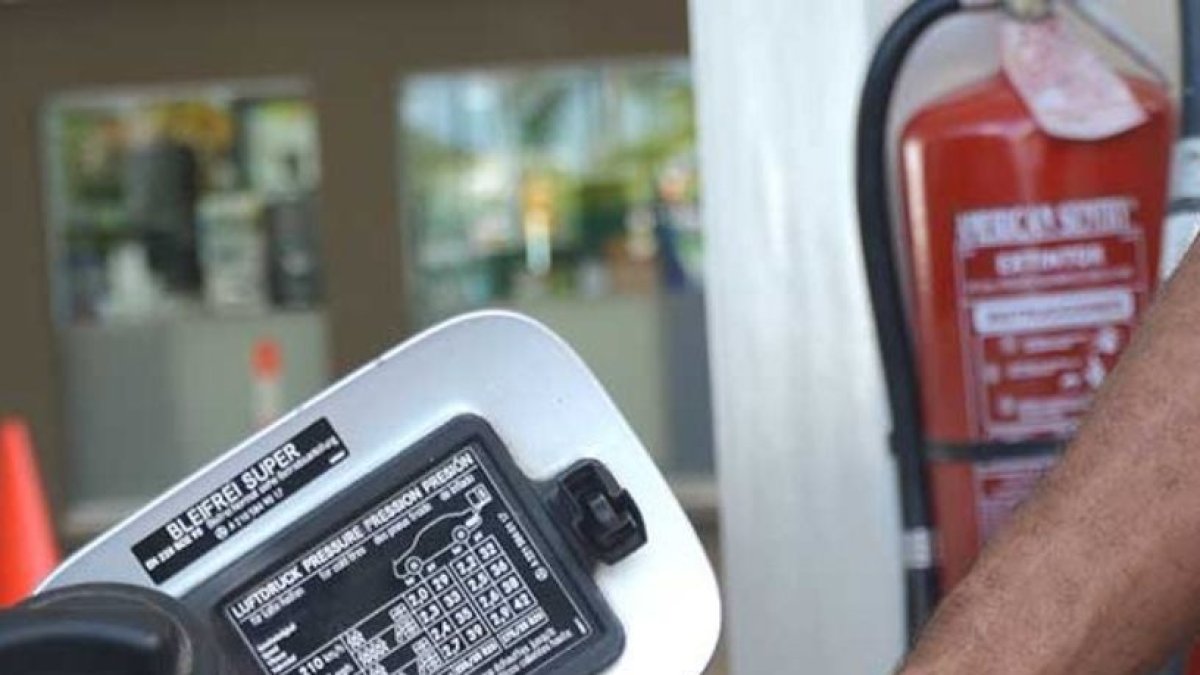 8_El País_03_1A,p01