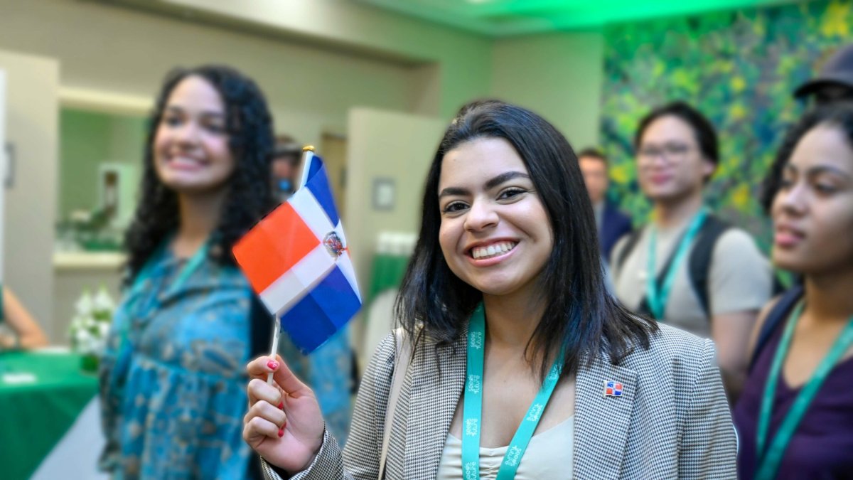 Kamila Acevedo fue reconocida como una de las mejores estudiantes de RD de Semillas para el Futuro 2023