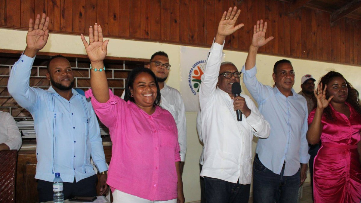 Juan Rosa lidera juramentaciones movimientos en apoyo a Abinader en ...
