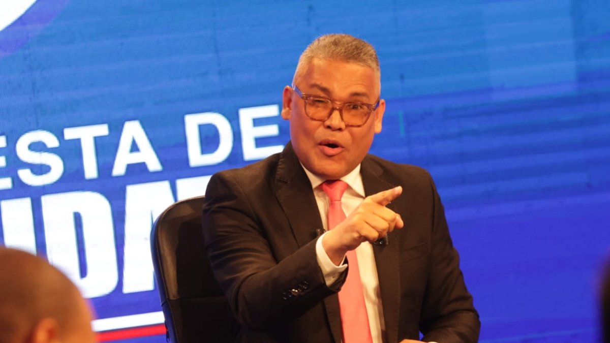 “Los 28,000 presos se sacarán a trabajar”; Carlos Peña sobre sistema carcelario. Foto Guillermo Burgos.