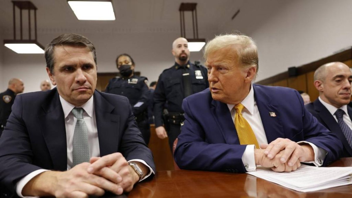 Trump podría testificar la semana que viene en la recta final de su juicio penal