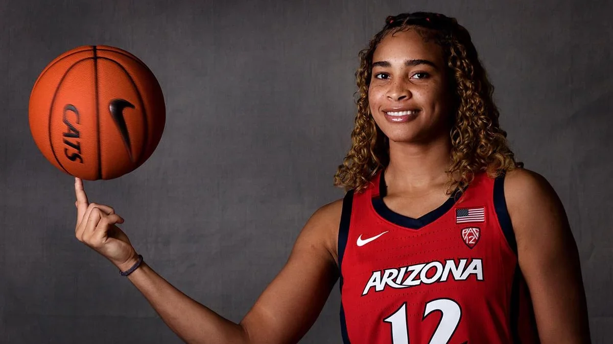La atleta de la Selección Nacional de Baloncesto Femenino acaba de inscribir el nombre de la República Dominicana con letras doradas al ser la primera mujer del país en ser drafteada al mejor baloncesto femenino del mundo, la WNBA con el equipo de Nueva Yor