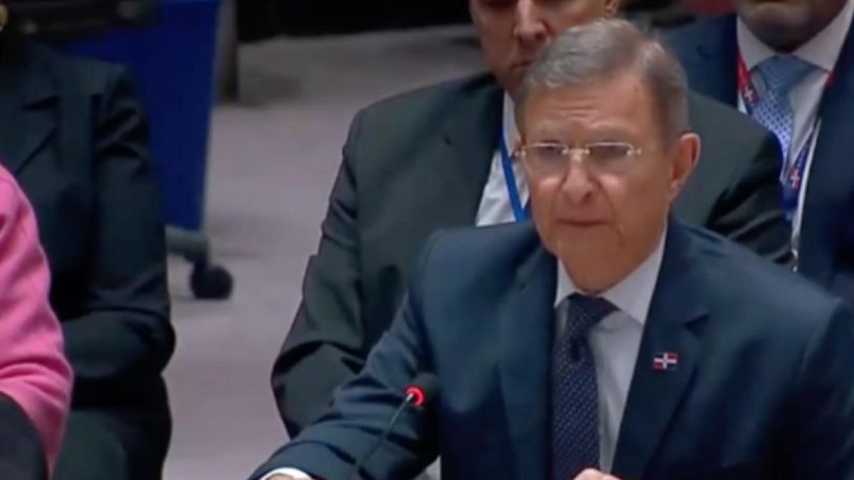 Canciller Roberto Álvarez