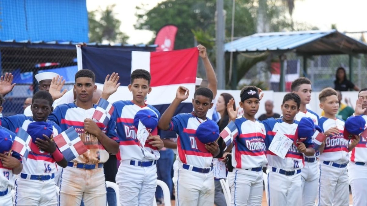 La inauguración del Torneo Latino de Pequeñas Ligas llenó de emoción el Parque.