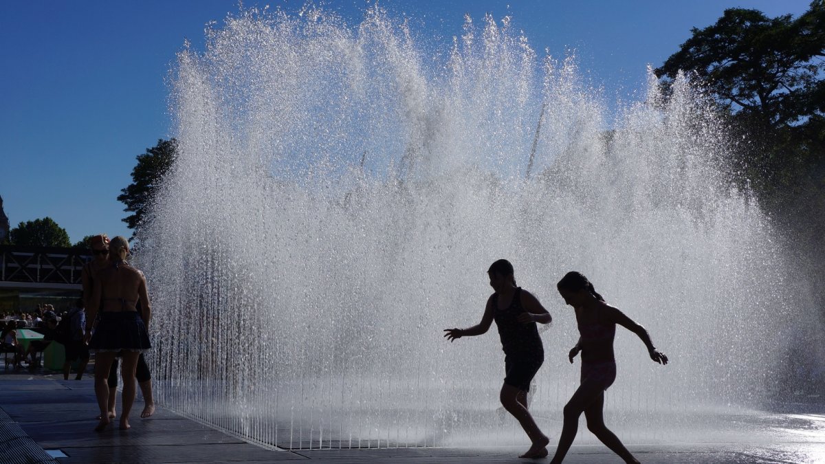 CLIMA INUSUAL PARA LOS LONDINENSES