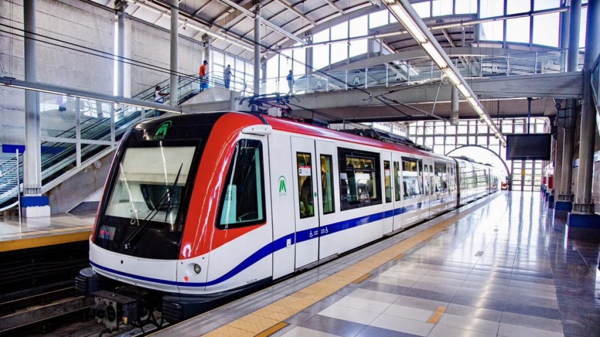 Metro Gregorio Luperón