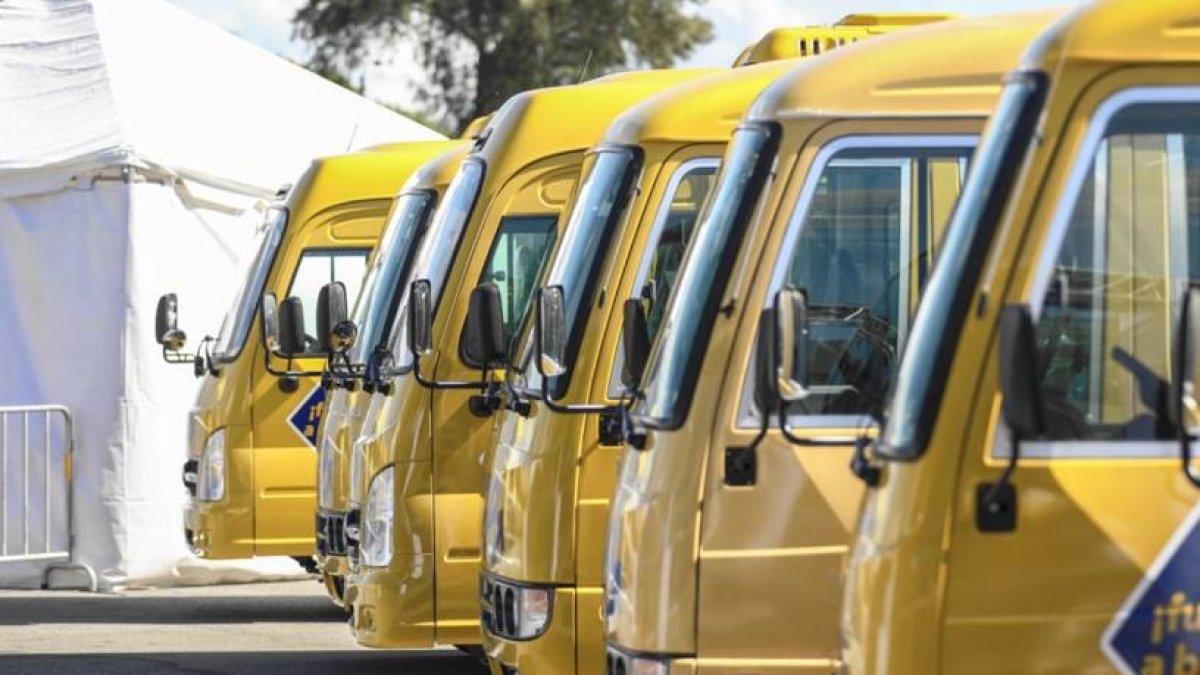 TRANSPORTE ESCOLAR
