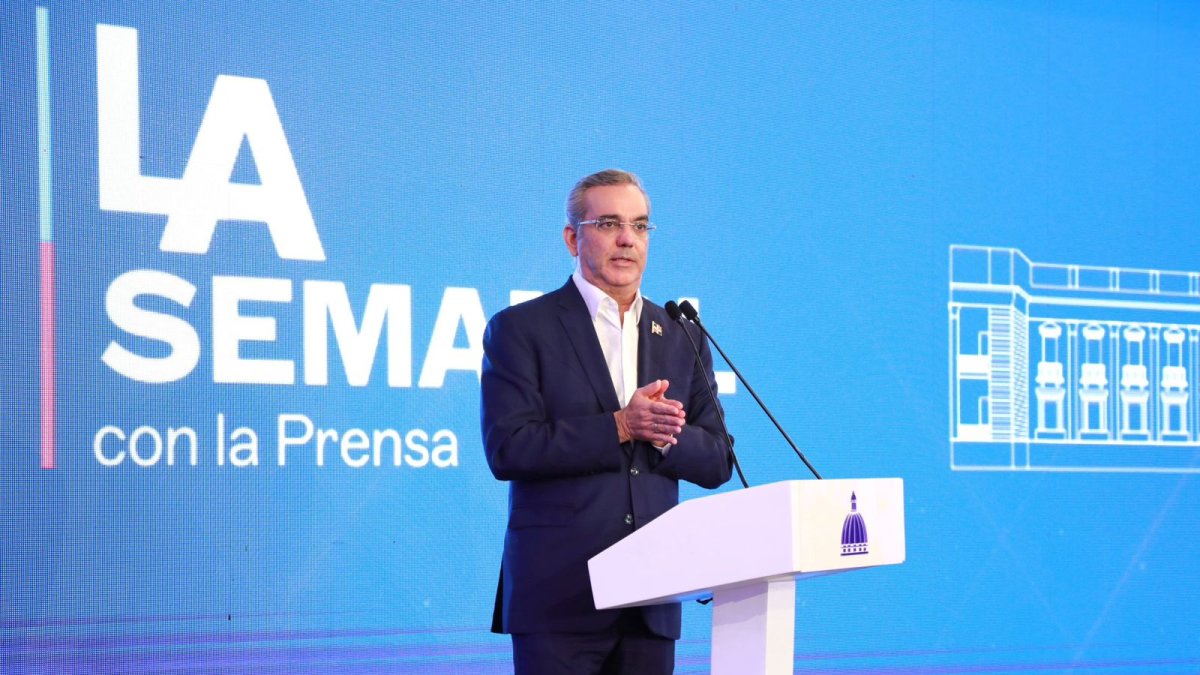 Luis Abinader, durante el encuentro LA Semanal.